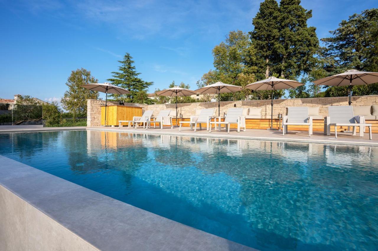 Restaurant&Villa Morgan Brtonigla Esterno foto